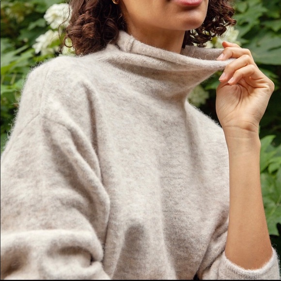 *sold* Wilfred Lorin Sweater - Alpaca Blend - Picture 2 of 8